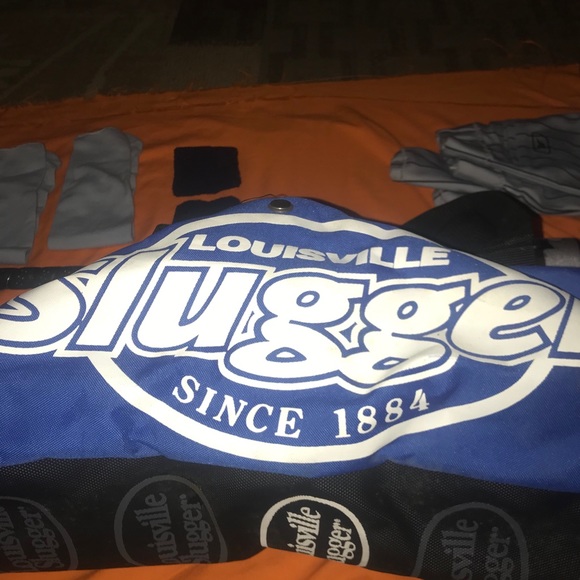 Child baseball equipment!!    $50 takes it all!! - Picture 4 of 4